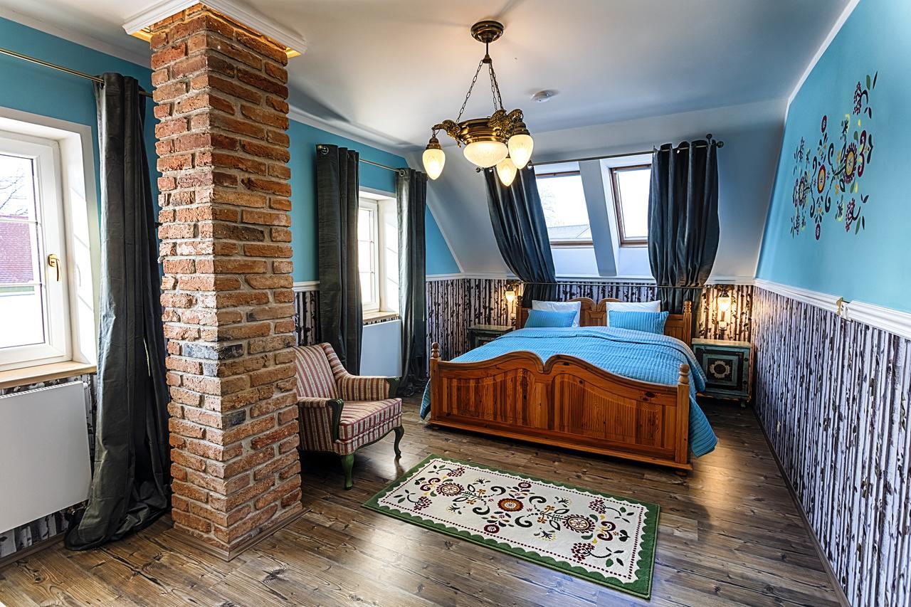 Chateau Nightingales Hostoun ภายนอก รูปภาพ
