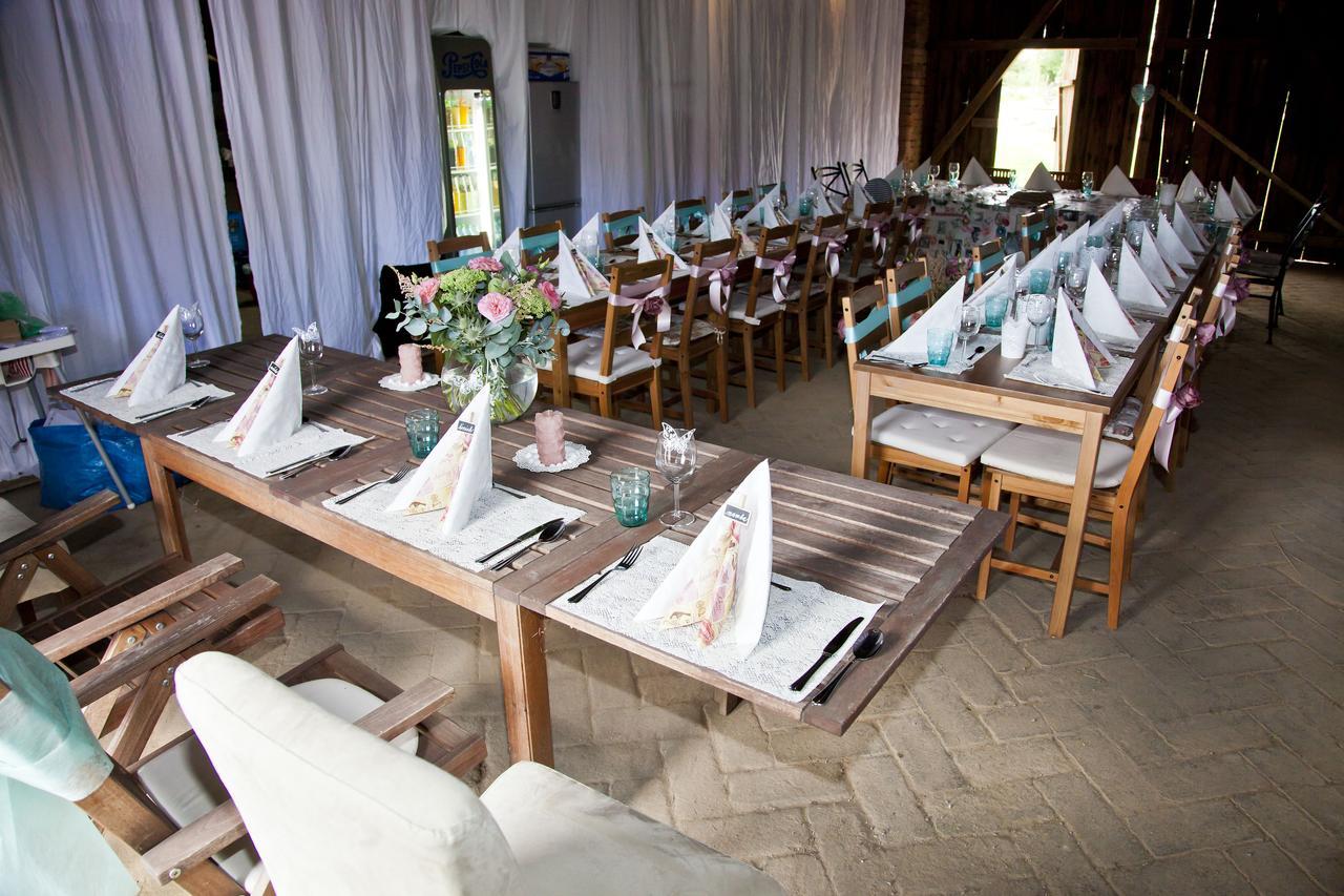 Chateau Nightingales Hostoun ภายนอก รูปภาพ